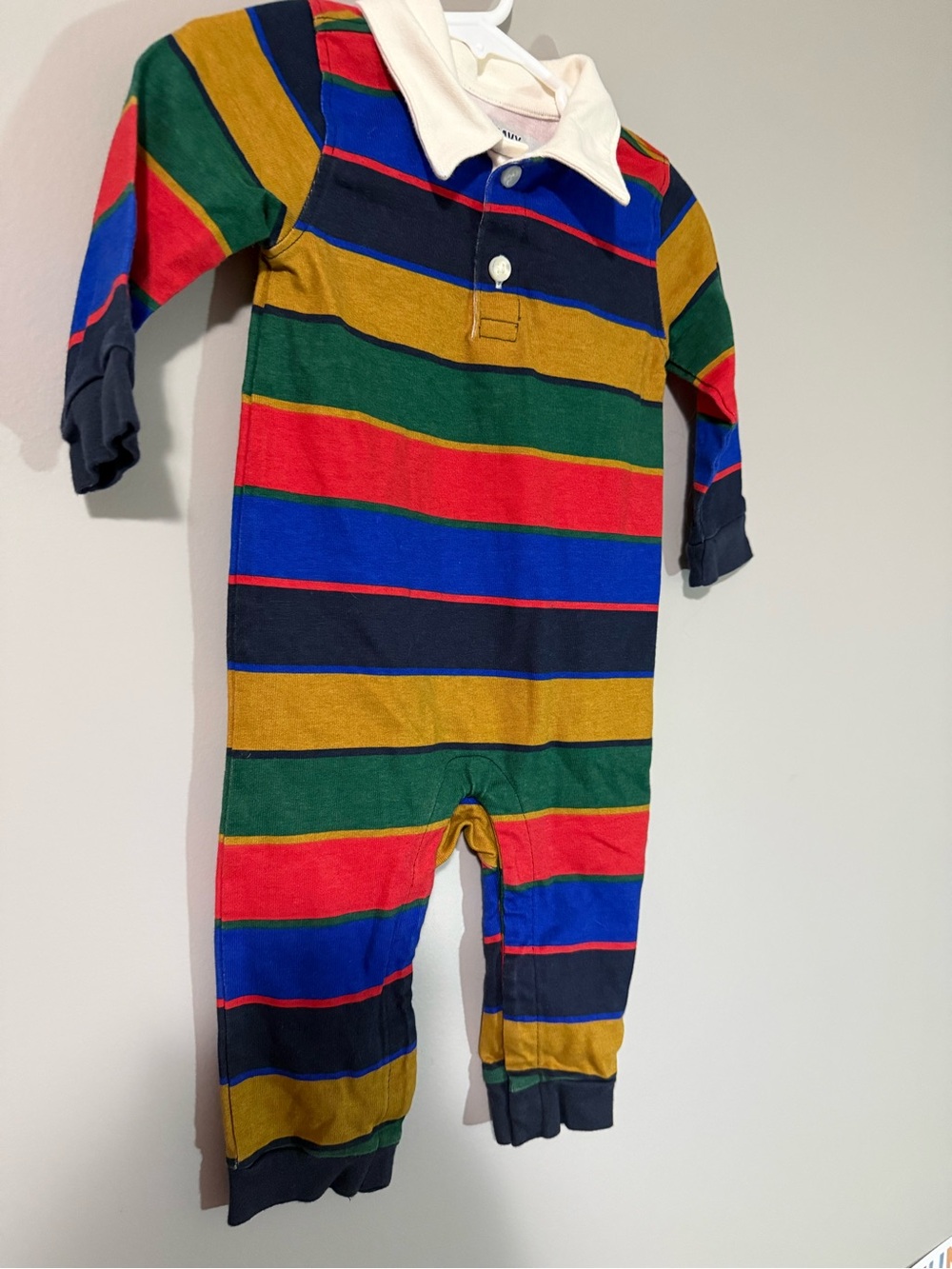 Old Navy Baby Romper Size 6-12 Months Like New - Picture 2 of 4